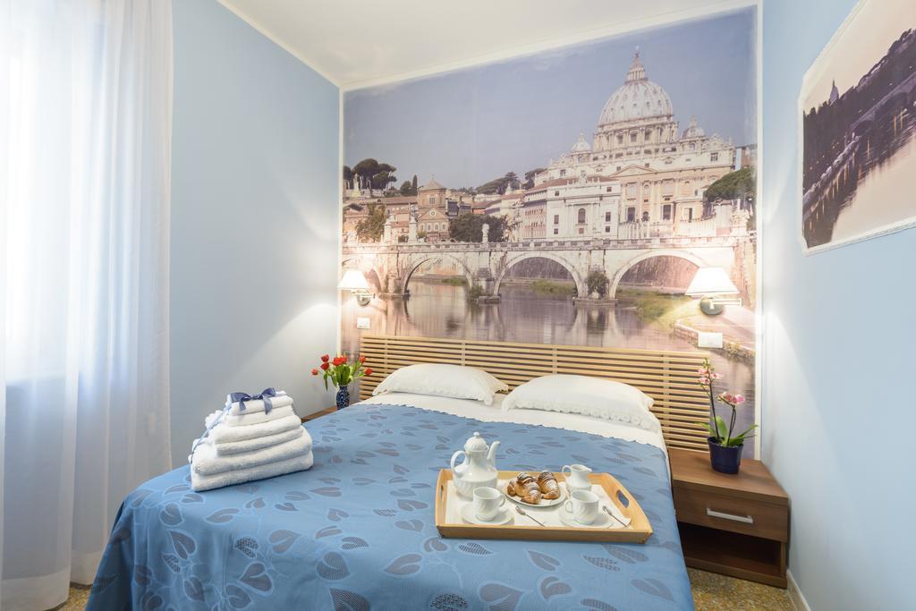 B&B Ad Maiora Roma Стая снимка